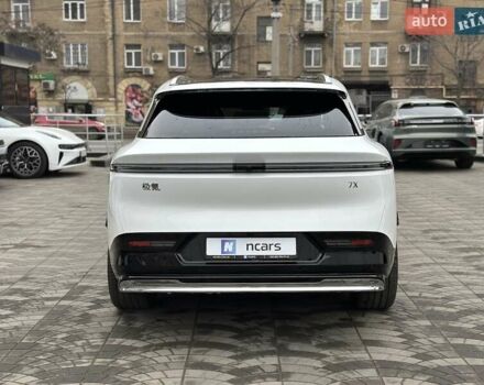 Белый Zeekr 7X, объемом двигателя 0 л и пробегом 1 тыс. км за 46500 $, фото 5 на Automoto.ua