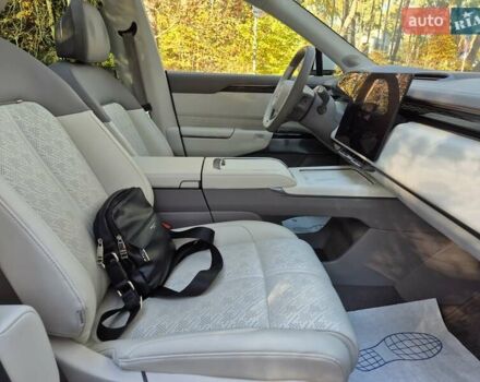 Zeekr 7X 2024 у Броварах на Automoto.ua Білий Zeekr 7X, об'ємом двигуна 0 л та пробігом 3 тис. км за 38500 $, фото 47 на Automoto.ua