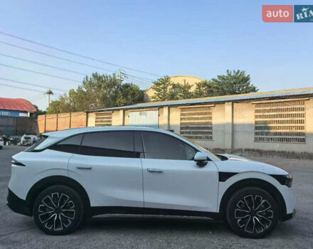 Білий Zeekr 7X, об'ємом двигуна 0 л та пробігом 4 тис. км за 41000 $, фото 2 на Automoto.ua
