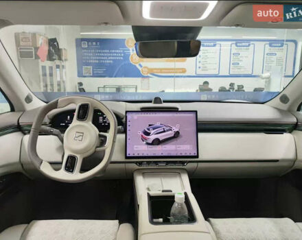 Білий Zeekr 7X, об'ємом двигуна 0 л та пробігом 4 тис. км за 41000 $, фото 7 на Automoto.ua
