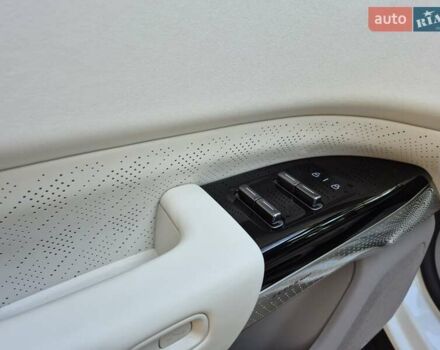 Zeekr 7X 2024 у Броварах на Automoto.ua Білий Zeekr 7X, об'ємом двигуна 0 л та пробігом 3 тис. км за 38500 $, фото 31 на Automoto.ua