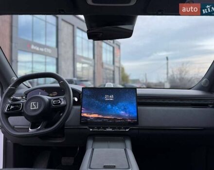 Белый Zeekr 7X, объемом двигателя 0 л и пробегом 10 тыс. км за 43500 $, фото 67 на Automoto.ua