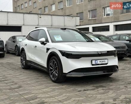 Белый Zeekr 7X, объемом двигателя 0 л и пробегом 1 тыс. км за 46500 $, фото 2 на Automoto.ua