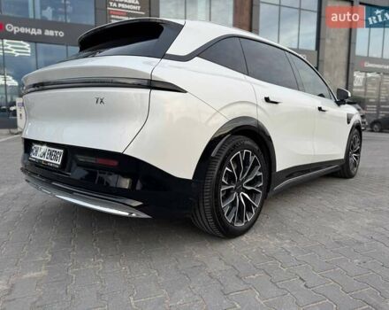 Белый Zeekr 7X, объемом двигателя 0 л и пробегом 10 тыс. км за 43500 $, фото 9 на Automoto.ua