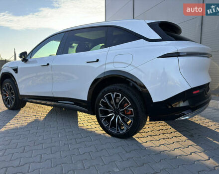 Белый Zeekr 7X, объемом двигателя 0 л и пробегом 1 тыс. км за 39999 $, фото 7 на Automoto.ua