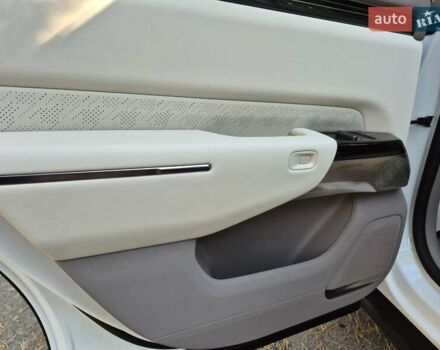 Zeekr 7X 2024 у Броварах на Automoto.ua Білий Zeekr 7X, об'ємом двигуна 0 л та пробігом 3 тис. км за 38500 $, фото 38 на Automoto.ua