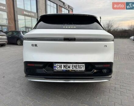 Белый Zeekr 7X, объемом двигателя 0 л и пробегом 10 тыс. км за 43500 $, фото 5 на Automoto.ua