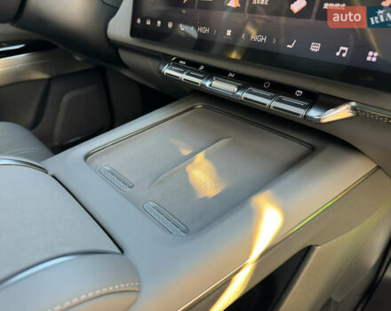 Белый Zeekr 7X, объемом двигателя 0 л и пробегом 1 тыс. км за 39999 $, фото 84 на Automoto.ua