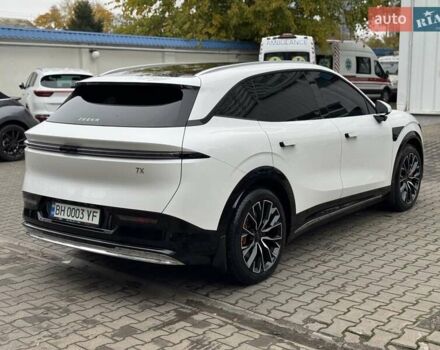Білий Zeekr 7X, об'ємом двигуна 0 л та пробігом 4 тис. км за 45500 $, фото 4 на Automoto.ua
