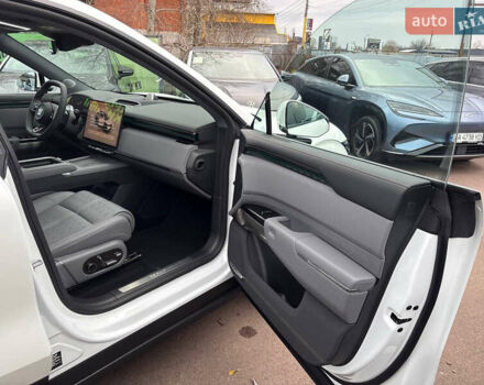 Белый Zeekr 7X, объемом двигателя 0 л и пробегом 1 тыс. км за 42500 $, фото 23 на Automoto.ua