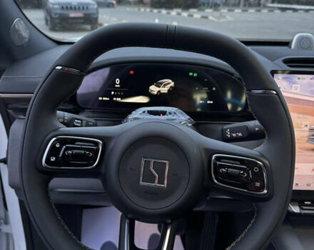 Zeekr 7X 2025 в Черновцах на Automoto.ua Белый Zeekr 7X, объемом двигателя 0 л и пробегом 1 тыс. км за 44999 $, фото 27 на Automoto.ua