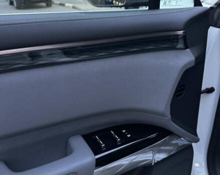 Zeekr 7X 2025 в Черновцах на Automoto.ua Белый Zeekr 7X, объемом двигателя 0 л и пробегом 1 тыс. км за 44999 $, фото 43 на Automoto.ua