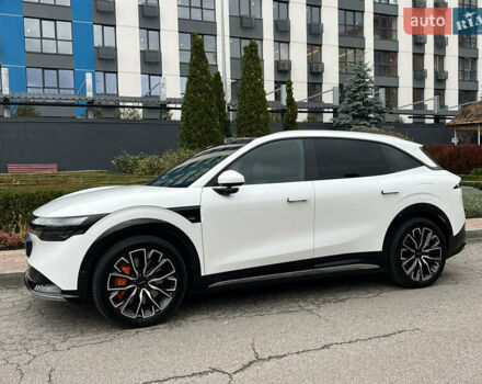 Белый Zeekr 7X, объемом двигателя 0 л и пробегом 1 тыс. км за 43900 $, фото 3 на Automoto.ua