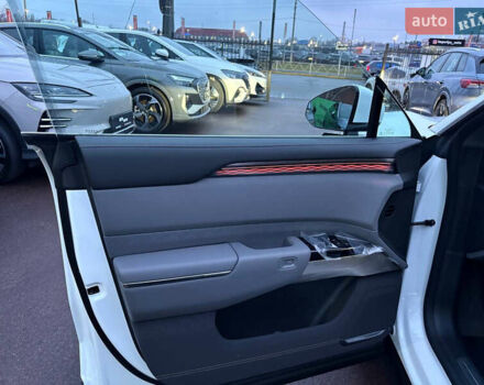 Белый Zeekr 7X, объемом двигателя 0 л и пробегом 1 тыс. км за 40500 $, фото 19 на Automoto.ua
