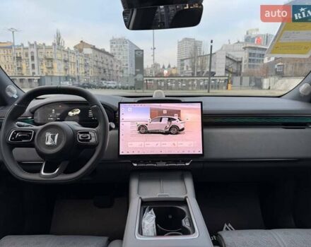 Белый Zeekr 7X, объемом двигателя 0 л и пробегом 1 тыс. км за 43500 $, фото 32 на Automoto.ua