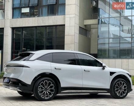 Белый Zeekr 7X, объемом двигателя 0 л и пробегом 1 тыс. км за 41900 $, фото 3 на Automoto.ua