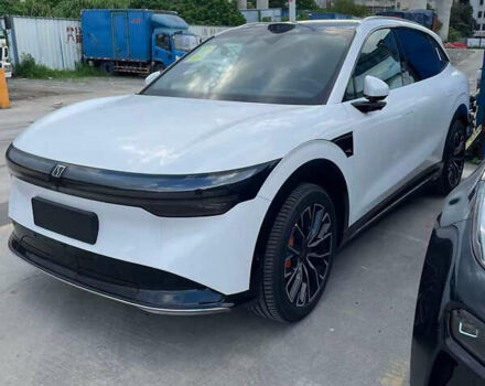 Белый Zeekr 7X, объемом двигателя 0 л и пробегом 1 тыс. км за 48000 $, фото 2 на Automoto.ua