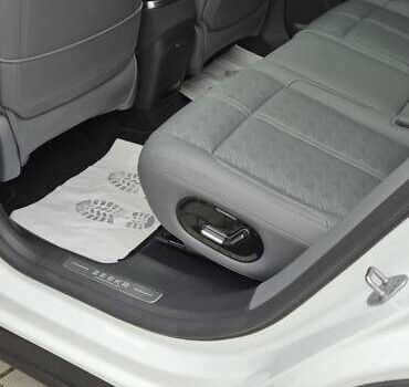 Белый Zeekr 7X, объемом двигателя 0 л и пробегом 1 тыс. км за 42500 $, фото 33 на Automoto.ua