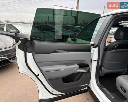 Белый Zeekr 7X, объемом двигателя 0 л и пробегом 1 тыс. км за 42500 $, фото 29 на Automoto.ua