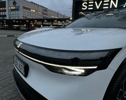 Zeekr 7X 2025 в Черновцах на Automoto.ua Белый Zeekr 7X, объемом двигателя 0 л и пробегом 1 тыс. км за 44999 $, фото 12 на Automoto.ua