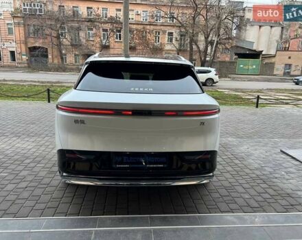 Белый Zeekr 7X, объемом двигателя 0 л и пробегом 1 тыс. км за 33900 $, фото 4 на Automoto.ua