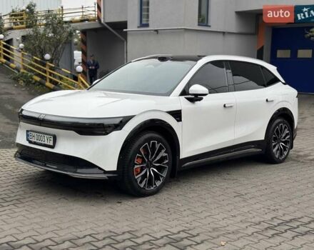 Білий Zeekr 7X, об'ємом двигуна 0 л та пробігом 4 тис. км за 45500 $, фото 7 на Automoto.ua