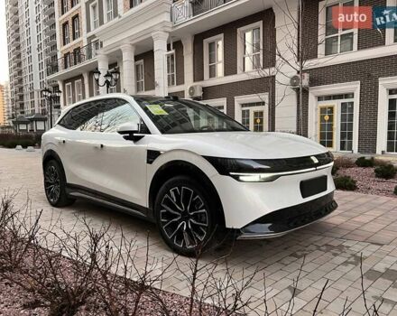 Белый Zeekr 7X, объемом двигателя 0 л и пробегом 1 тыс. км за 42300 $, фото 1 на Automoto.ua
