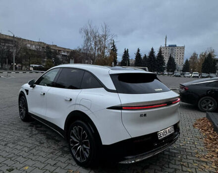 Zeekr 7X 2025 в Черновцах на Automoto.ua Белый Zeekr 7X, объемом двигателя 0 л и пробегом 1 тыс. км за 44999 $, фото 8 на Automoto.ua
