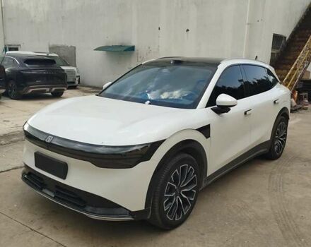 Білий Zeekr 7X, об'ємом двигуна 0 л та пробігом 9 тис. км за 33600 $, фото 1 на Automoto.ua