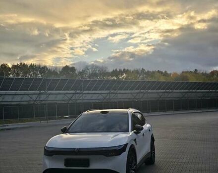 Белый Zeekr 7X, объемом двигателя 0 л и пробегом 32 тыс. км за 37000 $, фото 1 на Automoto.ua