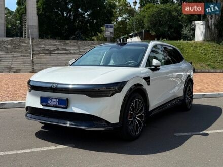 Білий Zeekr 7X, об'ємом двигуна 0 л та пробігом 15 тис. км за 37900 $, фото 1 на Automoto.ua