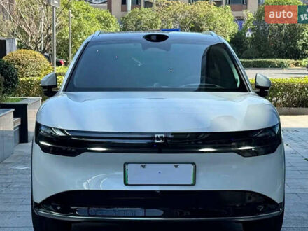 Белый Zeekr 7X, объемом двигателя 0 л и пробегом 1 тыс. км за 43000 $, фото 1 на Automoto.ua