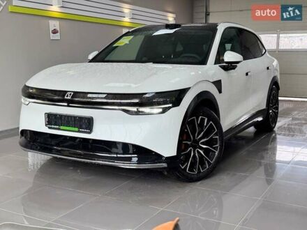 Zeekr 7X 2025 в Житомире на Automoto.ua Белый Zeekr 7X, объемом двигателя 0 л и пробегом 1 тыс. км за 45899 $, фото 1 на Automoto.ua