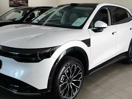 Zeekr 7X 2025 в Киеве на Automoto.ua Белый Zeekr 7X, объемом двигателя 0 л и пробегом 1 тыс. км за 45500 $, фото 1 на Automoto.ua