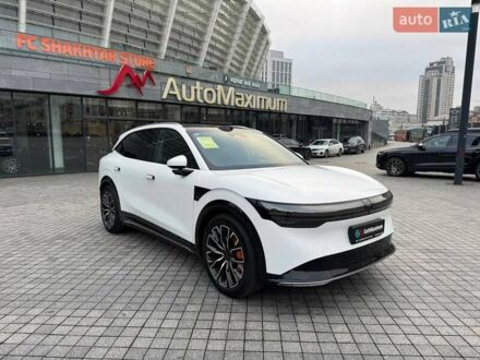 Zeekr 7X 2025 в Киеве на Automoto.ua Белый Zeekr 7X, объемом двигателя 0 л и пробегом 1 тыс. км за 43500 $, фото 1 на Automoto.ua