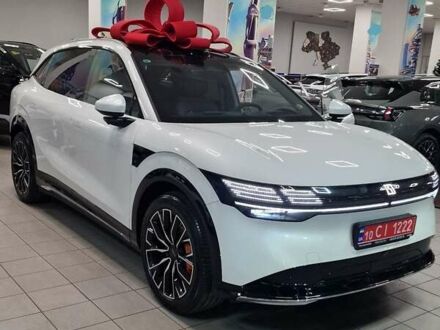 Белый Zeekr 7X, объемом двигателя 0 л и пробегом 1 тыс. км за 47450 $, фото 1 на Automoto.ua