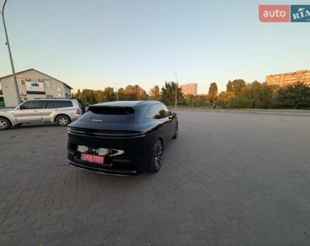 Zeekr 7X 2024 в Киеве на Automoto.ua Черный Zeekr 7X, объемом двигателя 0 л и пробегом 3 тыс. км за 45000 $, фото 3 на Automoto.ua