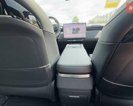 Черный Zeekr 7X, объемом двигателя 0 л и пробегом 1 тыс. км за 42700 $, фото 34 на Automoto.ua
