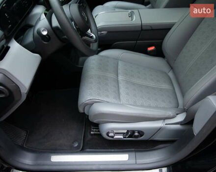 Чорний Zeekr 7X, об'ємом двигуна 0 л та пробігом 5 тис. км за 38900 $, фото 9 на Automoto.ua