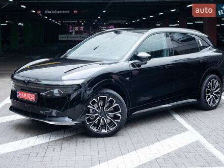 Черный Zeekr 7X, объемом двигателя 0 л и пробегом 5 тыс. км за 38900 $, фото 1 на Automoto.ua