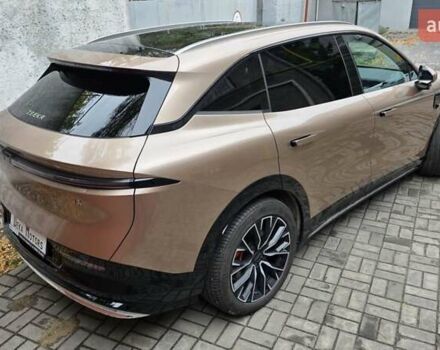 Коричневий Zeekr 7X, об'ємом двигуна 0 л та пробігом 8 тис. км за 39900 $, фото 4 на Automoto.ua