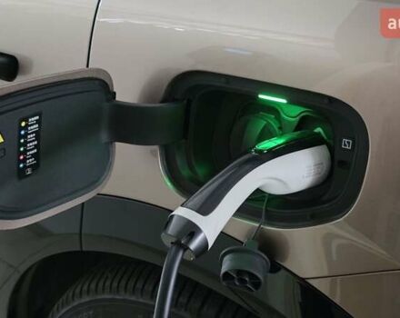 Коричневий Zeekr 7X, об'ємом двигуна 0 л та пробігом 8 тис. км за 39900 $, фото 39 на Automoto.ua