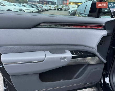 Красный Zeekr 7X, объемом двигателя 0 л и пробегом 13 тыс. км за 44999 $, фото 13 на Automoto.ua