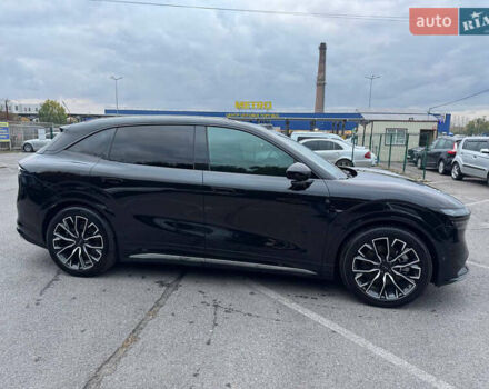 Красный Zeekr 7X, объемом двигателя 0 л и пробегом 13 тыс. км за 44999 $, фото 3 на Automoto.ua