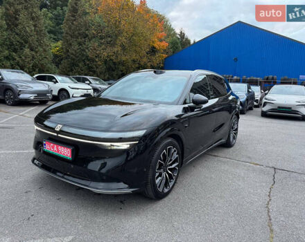 Zeekr 7X 2024 у Львові на Automoto.ua Червоний Zeekr 7X, об'ємом двигуна 0 л та пробігом 13 тис. км за 44999 $, фото 1 на Automoto.ua