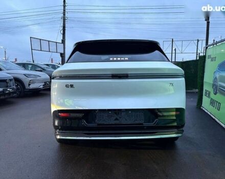Zeekr 7X, объемом двигателя 0 л и пробегом 1 тыс. км за 39800 $, фото 11 на Automoto.ua