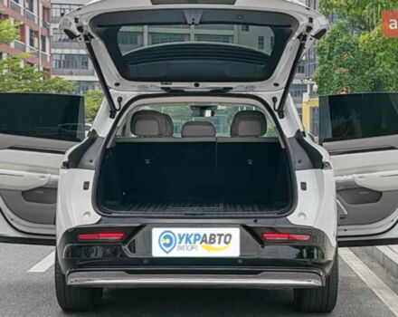 Zeekr 7X, объемом двигателя 0 л и пробегом 0 тыс. км за 46350 $, фото 9 на Automoto.ua