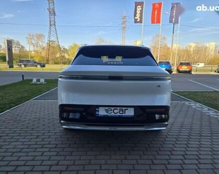 Zeekr 7X, объемом двигателя 0 л и пробегом 1 тыс. км за 39888 $, фото 11 на Automoto.ua