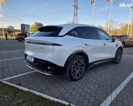 Zeekr 7X, объемом двигателя 0 л и пробегом 1 тыс. км за 32888 $, фото 8 на Automoto.ua