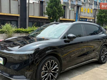 Zeekr 7X 2025 у Києві на Automoto.ua Zeekr 7X, об'ємом двигуна 0 л та пробігом 0 тис. км за 40500 $, фото 1 на Automoto.ua